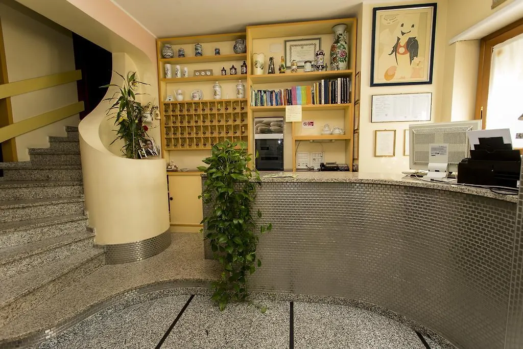 נואורו Hotel Grillo